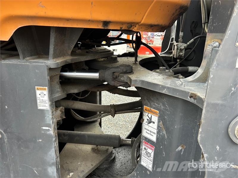 CASE 821G Wielladers