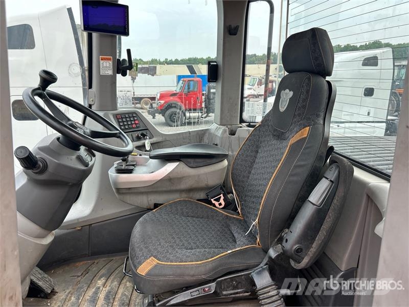 CASE 821G Hjullastare