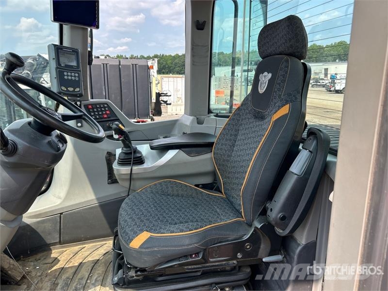 CASE 821G Hjullastare