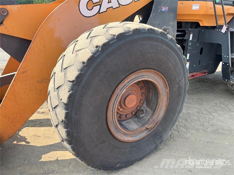 CASE 821G Wielladers