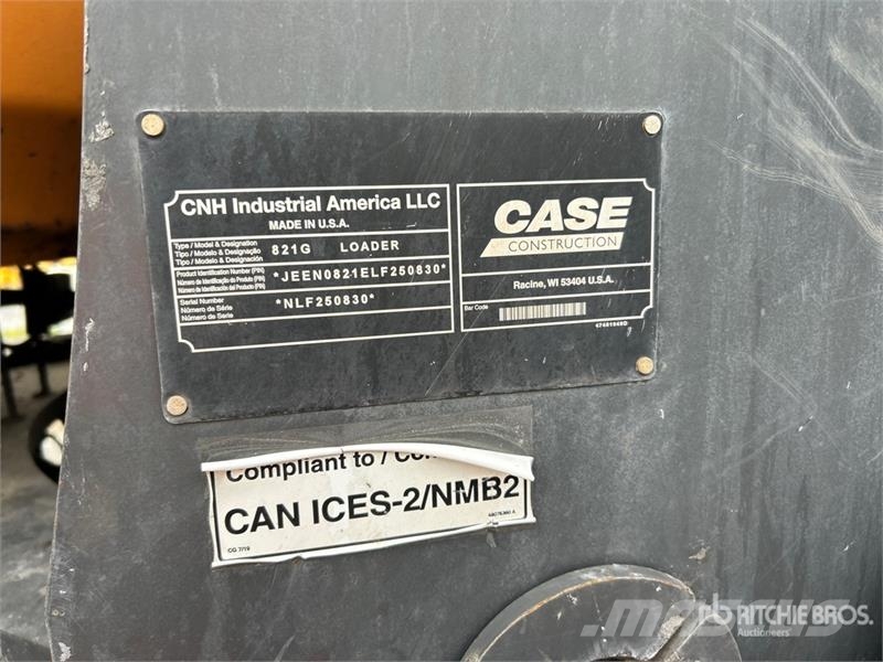CASE 821G Wielladers