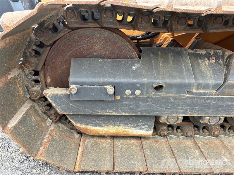 CASE 850M LGP بلدوزرات مجنزرة