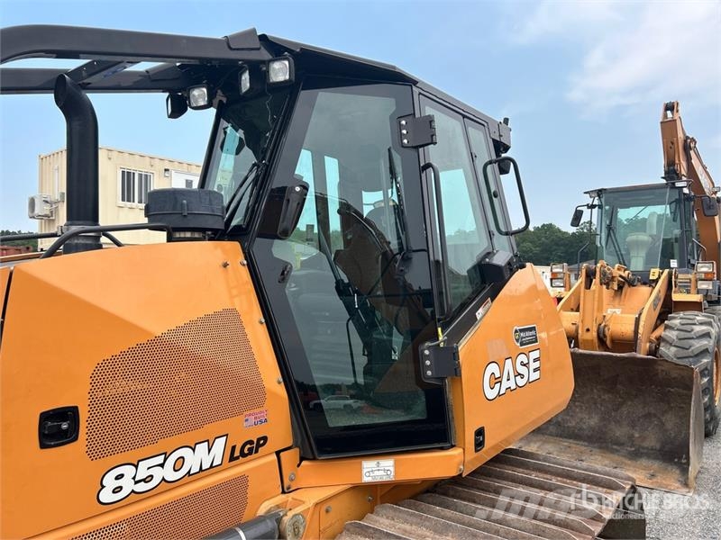 CASE 850M LGP بلدوزرات مجنزرة