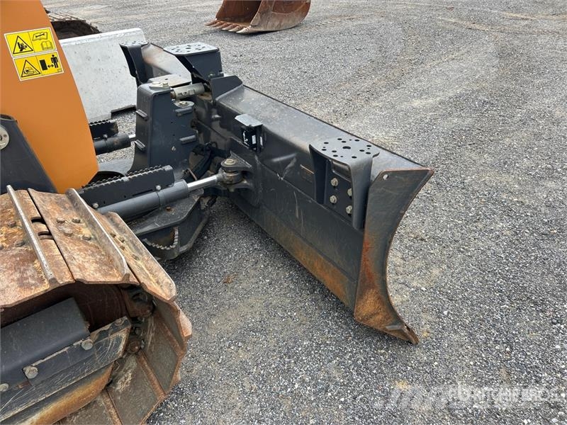 CASE 850M LGP بلدوزرات مجنزرة