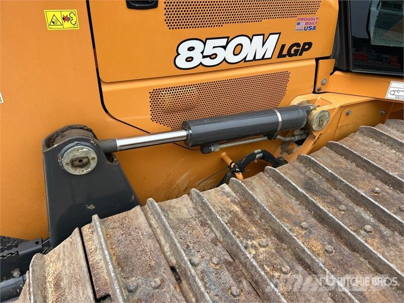 CASE 850M LGP بلدوزرات مجنزرة