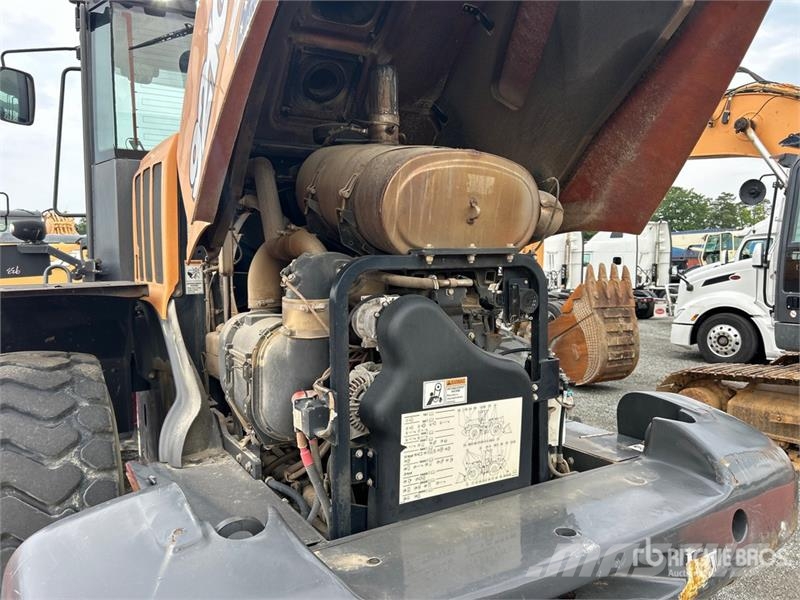CASE 921G Wheel Loader Колесни товарачи