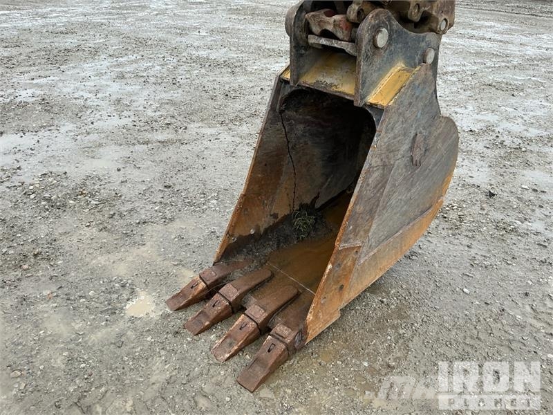 CASE CX145D SR Tracked Excavator Gravemaskiner på larvebånd