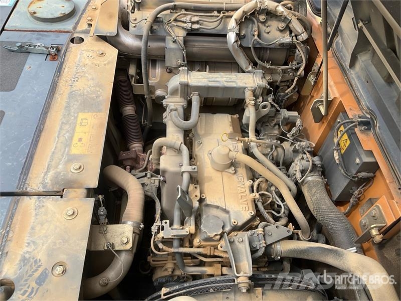 CASE CX250D Tracked Excavator Εκσκαφείς με ερπύστριες