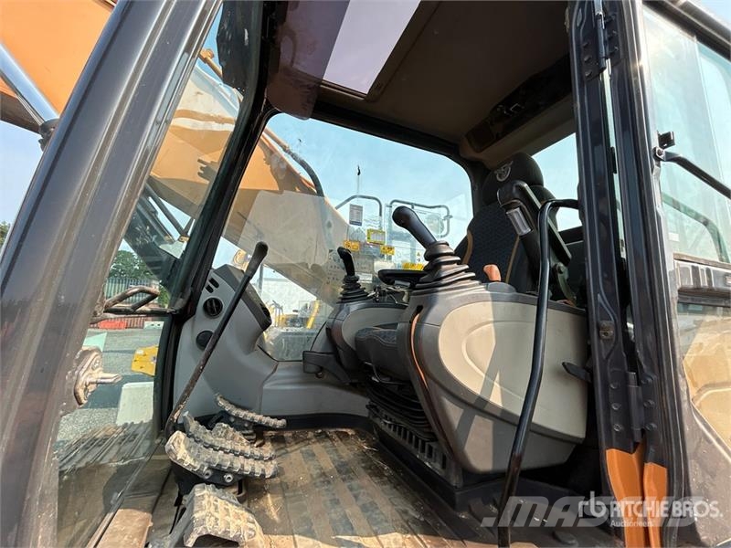CASE CX250D Tracked Excavator Excavadoras sobre orugas