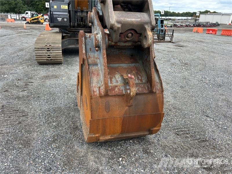 CASE CX250D Tracked Excavator Pelle sur chenilles