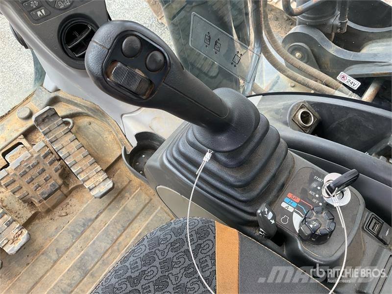 CASE CX250D Tracked Excavator Εκσκαφείς με ερπύστριες