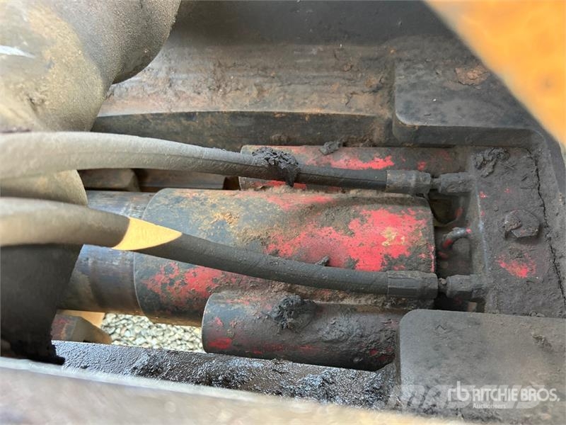 CASE CX250D Tracked Excavator Excavadoras sobre orugas