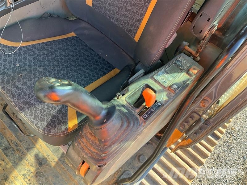 CASE CX300D Tracked Excavator Εκσκαφείς με ερπύστριες