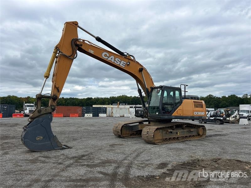CASE CX300D Tracked Excavator Bagri goseničarji