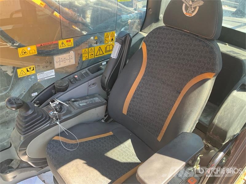 CASE CX350D Tracked Excavator Εκσκαφείς με ερπύστριες