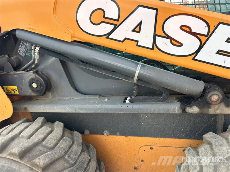 CASE SV340B High Flow Skid Steer Loader Kompaktlaadurid