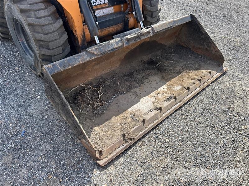 CASE SV340B High Flow Skid Steer Loader Kompaktlaadurid
