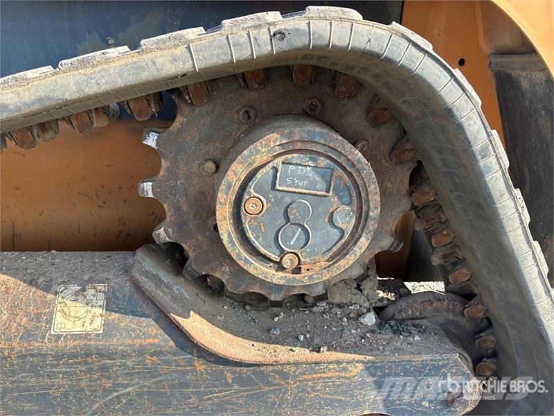 CASE TV370 Мини товарачи
