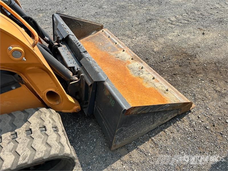 CASE TV370B Мини товарачи
