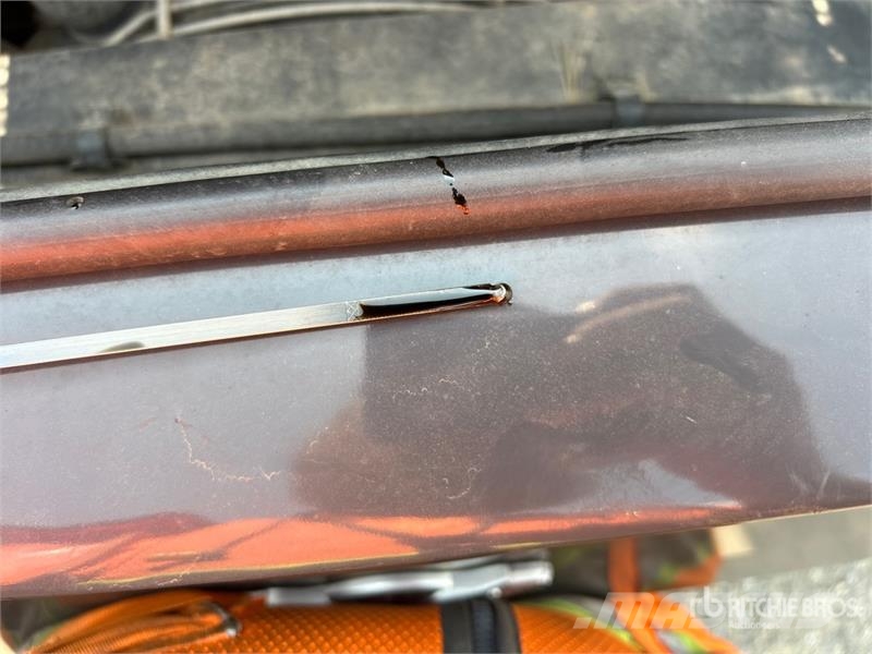CASE TV370B Мини товарачи
