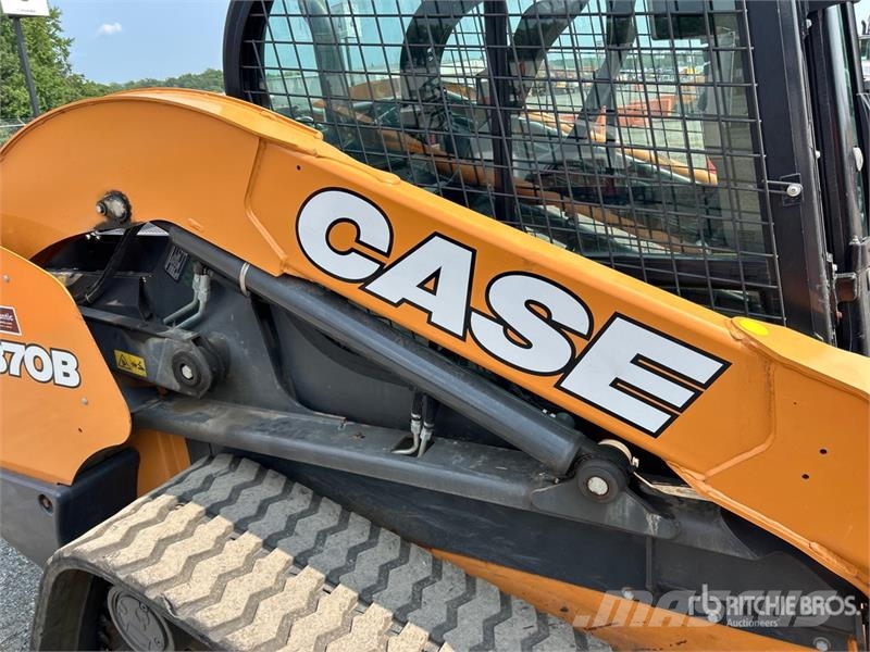CASE TV370B Мини товарачи

