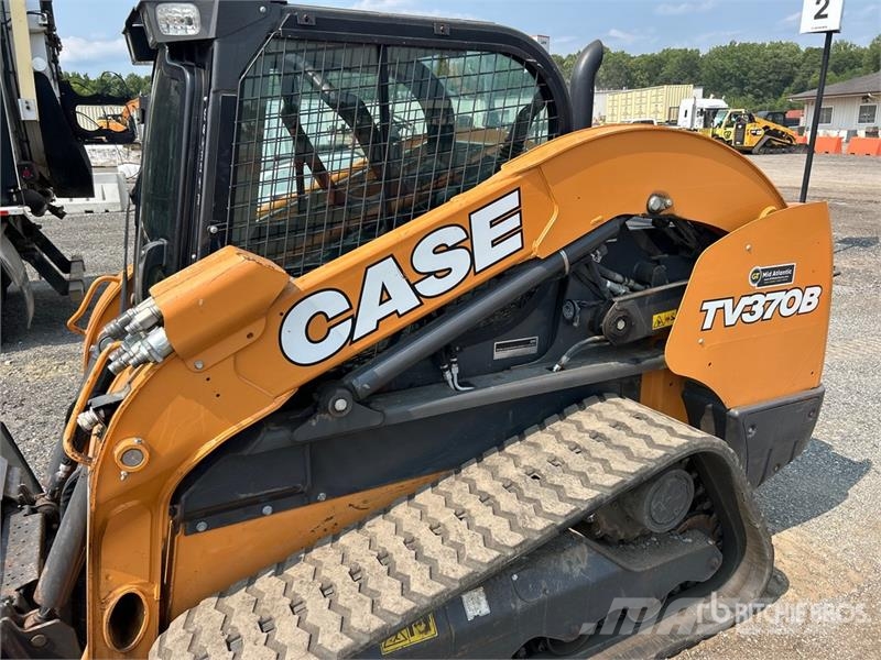 CASE TV370B Мини товарачи

