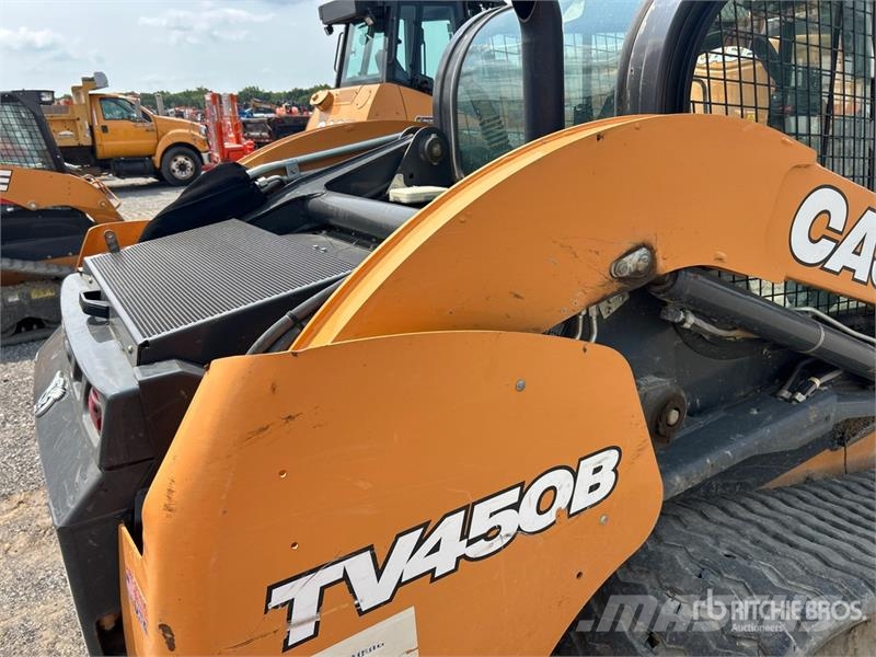CASE TV450B Мини товарачи
