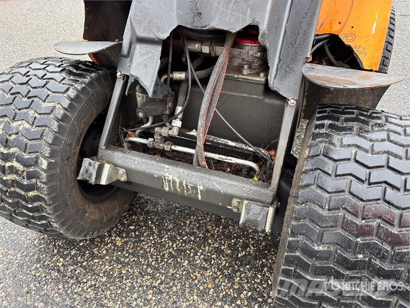 Cast Genesis 25 Telescopic Mini Wheel Loader Wheel loaders
