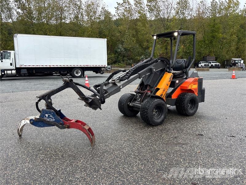 Cast Genesis 25 Telescopic Mini Wheel Loader Wheel loaders