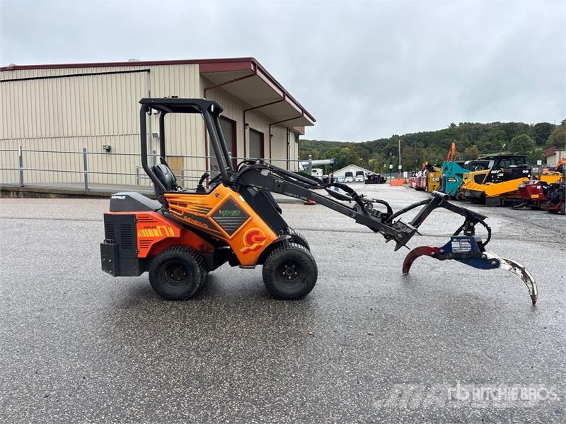 Cast Genesis 25 Telescopic Mini Wheel Loader Wheel loaders