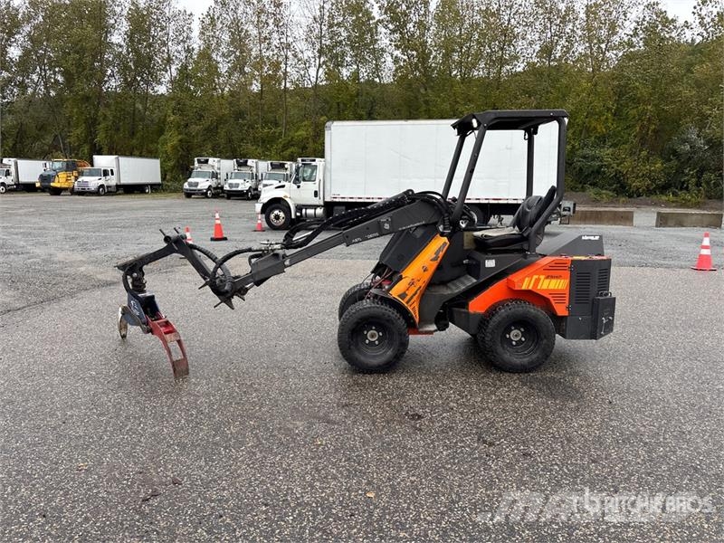 Cast Genesis 25 Telescopic Mini Wheel Loader Wheel loaders