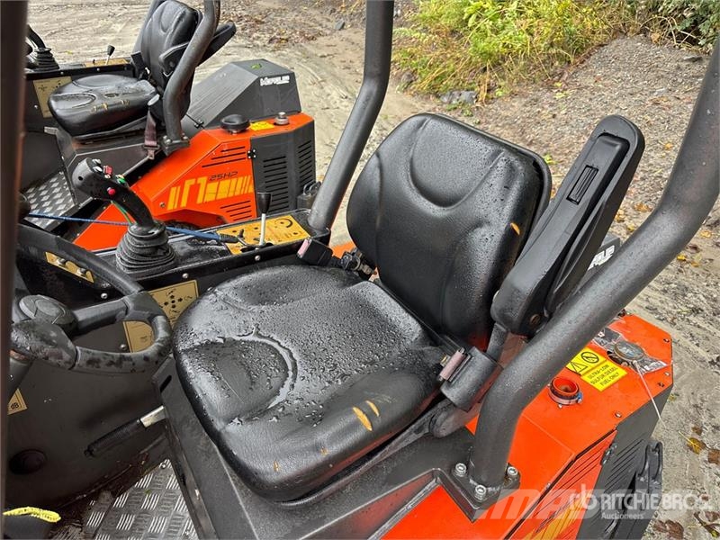 Cast Genesis 25 Telescopic Mini Wheel Loader Wheel loaders