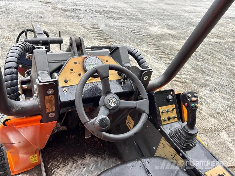 Cast Genesis 25 Telescopic Mini Wheel Loader Wheel loaders