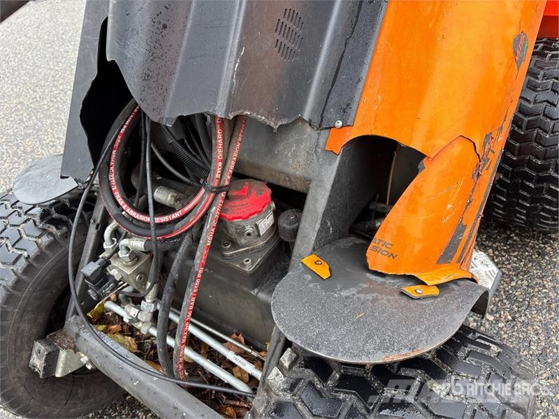 Cast Genesis 25 Telescopic Mini Wheel Loader Wheel loaders