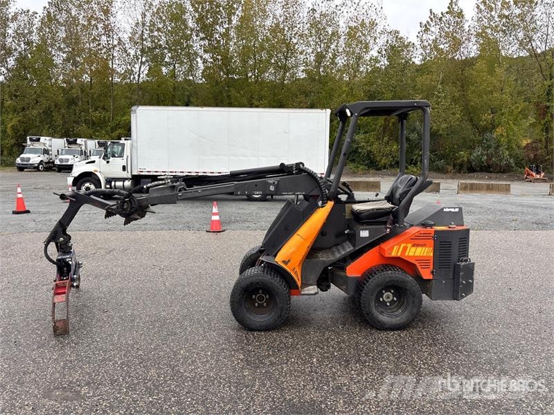 Cast Genesis 25 Telescopic Mini Wheel Loader Wheel loaders