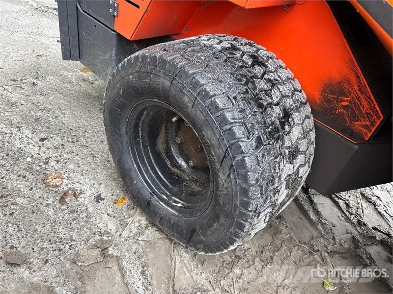 Cast Genesis 25 Telescopic Mini Wheel Loader Wheel loaders