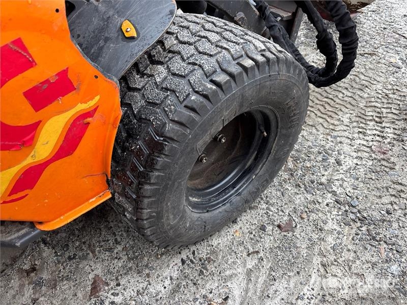 Cast Genesis 25 Telescopic Mini Wheel Loader Wheel loaders