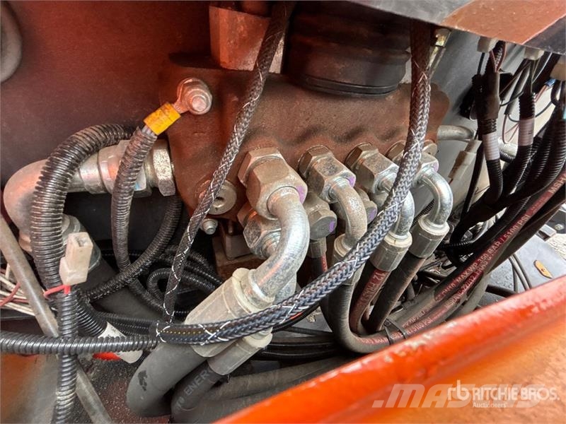 Cast Genesis 25 Telescopic Mini Wheel Loader Radlader