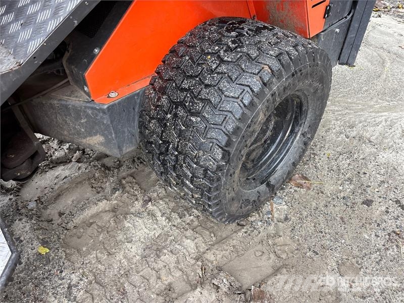 Cast Genesis 25 Telescopic Mini Wheel Loader Wheel loaders
