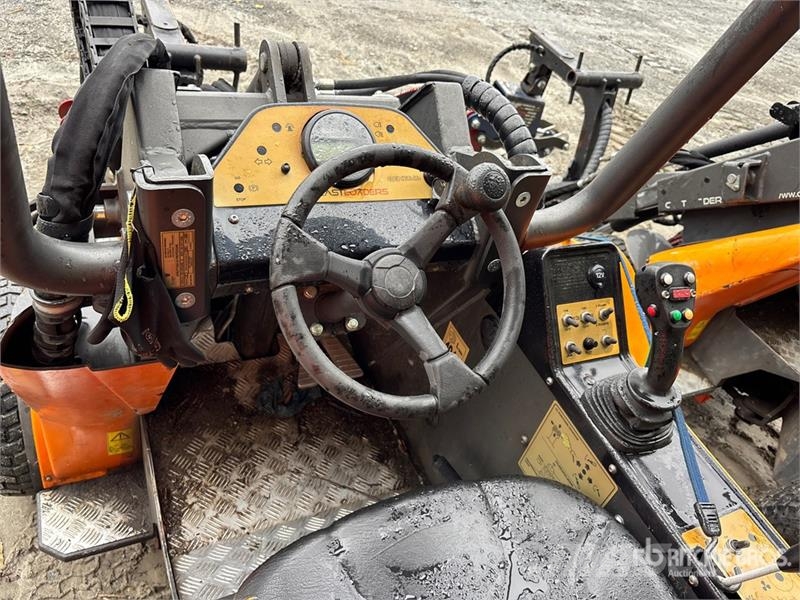 Cast Genesis 25 Telescopic Mini Wheel Loader Wheel loaders