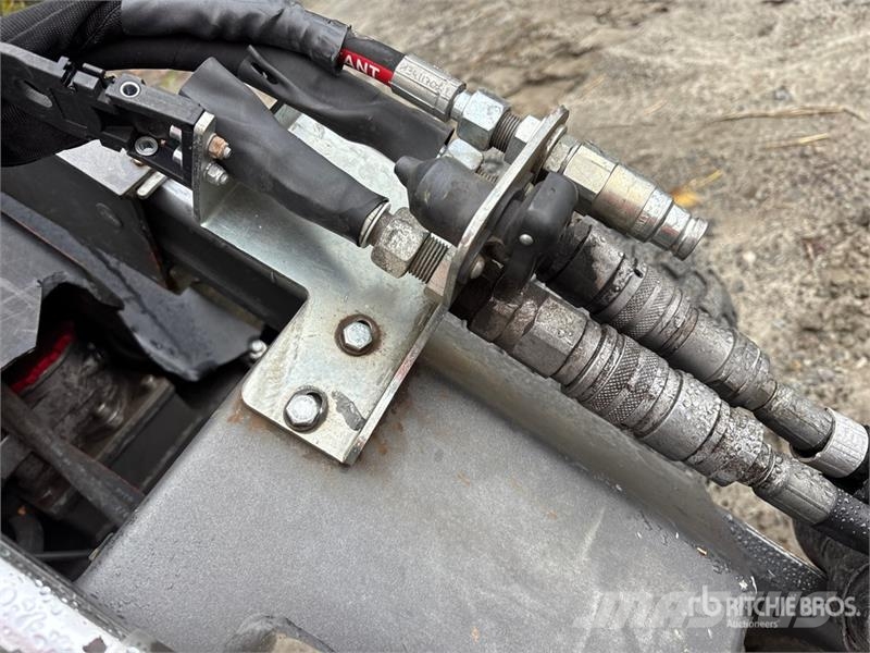 Cast Genesis 25 Telescopic Mini Wheel Loader Wheel loaders