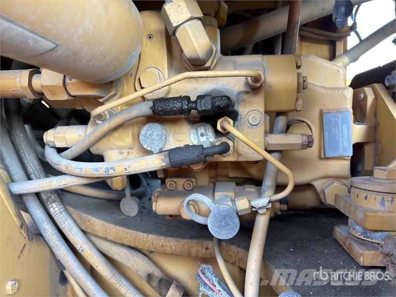 CAT 14H Motor Grader معدات تمهيد الطرق