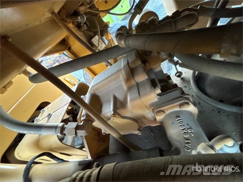 CAT 14H Motor Grader معدات تمهيد الطرق
