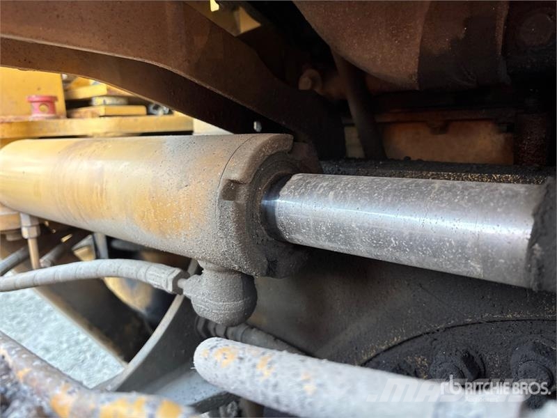 CAT 14H Motor Grader معدات تمهيد الطرق