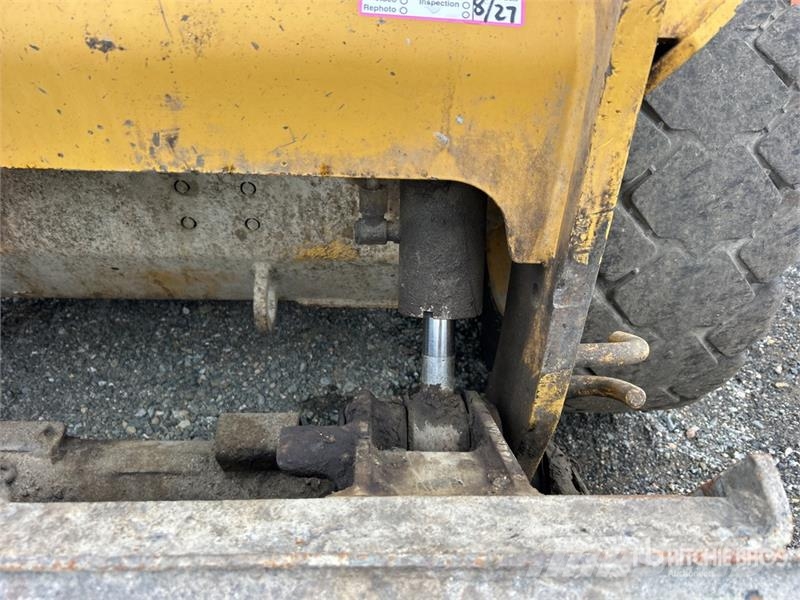 CAT 226D Šmykom riadené nakladače
