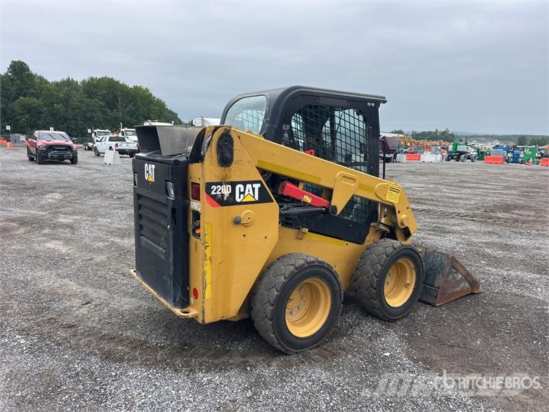 CAT 226D Šmykom riadené nakladače