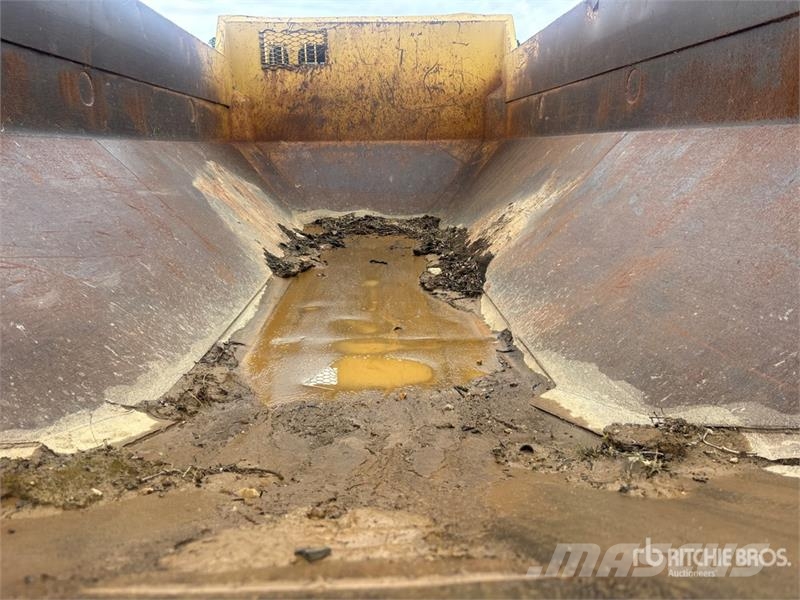 CAT 250B Articulated Dump Truck Zglobni demperji
