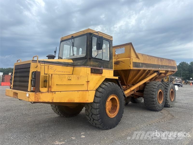 CAT 250B Articulated Dump Truck Zglobni demperji