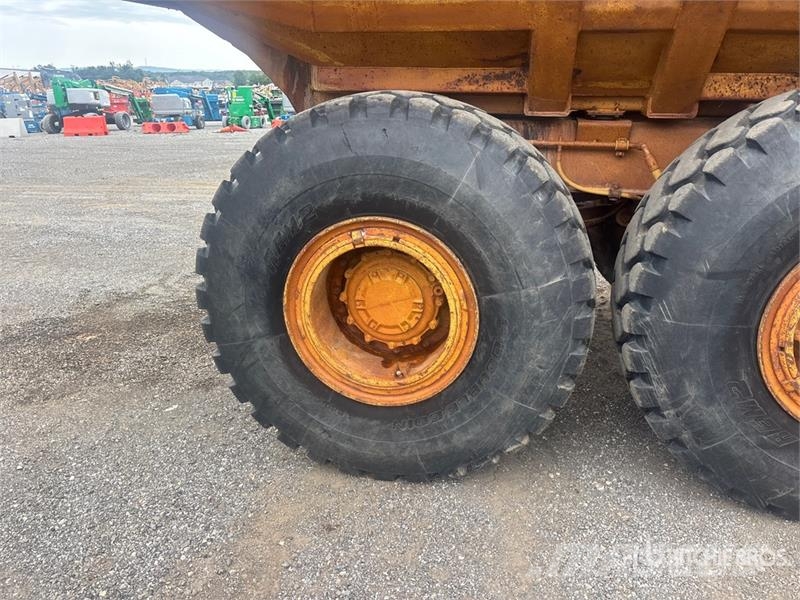 CAT 250B Articulated Dump Truck Zglobni demperji