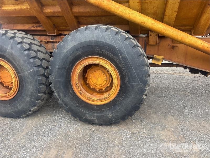 CAT 250B Articulated Dump Truck Zglobni demperji